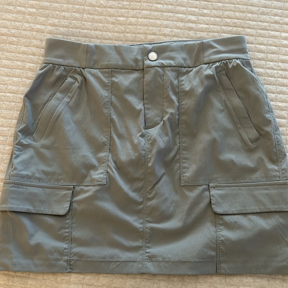 Athleta skirt size 8
